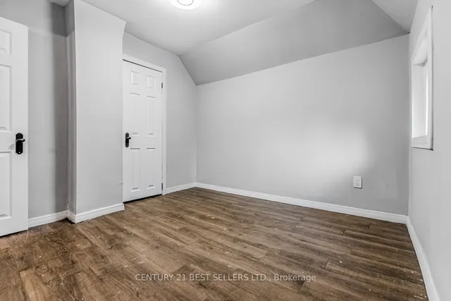 Additional image 17 of 28 Francis St