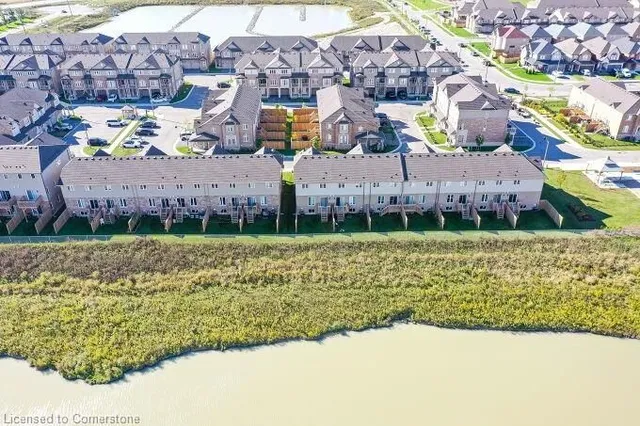 Additional image 40 of 114 Laguna Village Cres