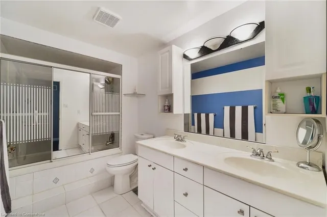 Additional image 22 of 8 Muscot Dr