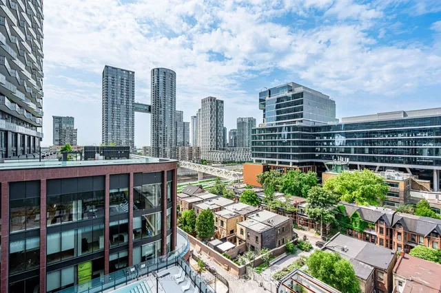 Additional image 31 of 455 Wellington St Unit 708