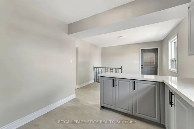 Additional image 12 of 2009 Brampton St