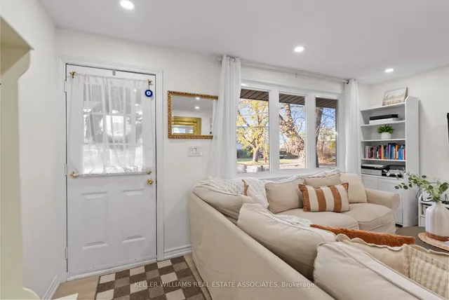 Additional image 3 of 404 Tragina Ave