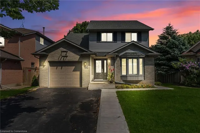 19 Driftwood Pl