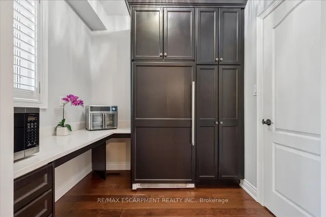 Additional image 14 of 320 Wrigglesworth Cres