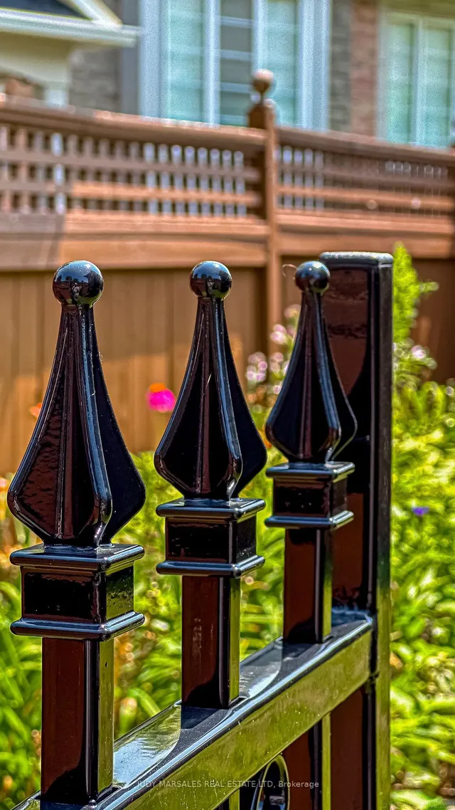 Additional image 32 of 4400 Millcroft Park Dr Unit 34