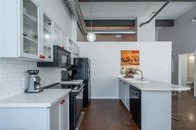 Additional image 13 of 11 Rebecca St Unit 101