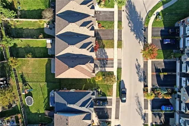 Additional image 44 of 15 Brooking Crt