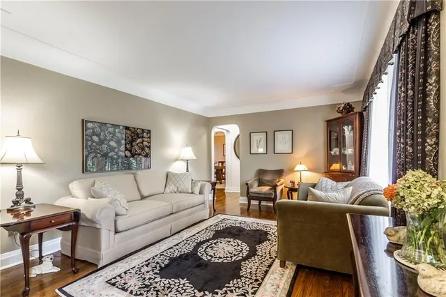 Additional image 6 of 1043 JOAN Dr