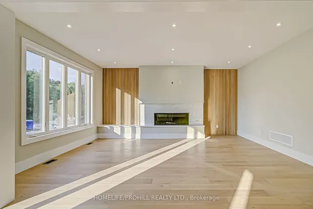 Additional image 18 of 24 Clemes Dr