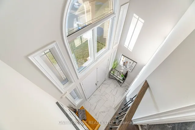 Additional image 4 of 15 Riesling Crt