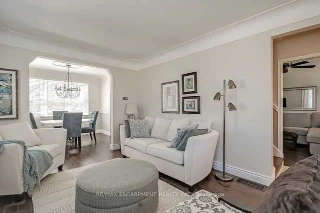 Additional image 6 of 2344 Woodward Ave