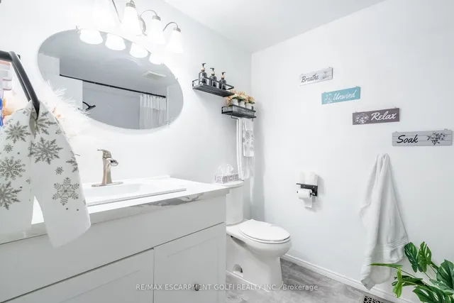 Additional image 34 of 51 LEGGETT Cres