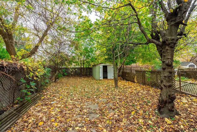 Additional image 33 of 25 Britten Clse Unit B52