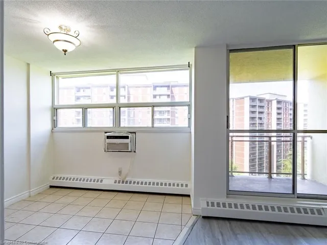 Additional image 20 of 1950 Main St Unit 701