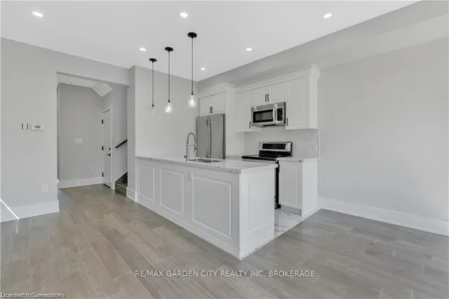 Additional image 31 of 86 Beland Ave