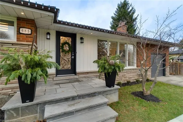 Additional image 4 of 685 Iroquois Ave