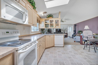 Additional image 5 of 44 4402 48 Avenue