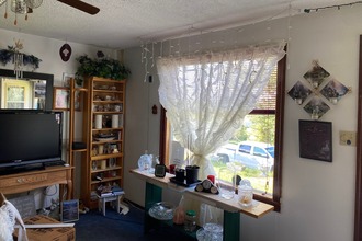 Additional image 5 of 4801 49 Ave