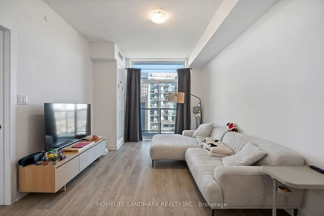 Additional image 4 of 450 Dundas St Unit 906