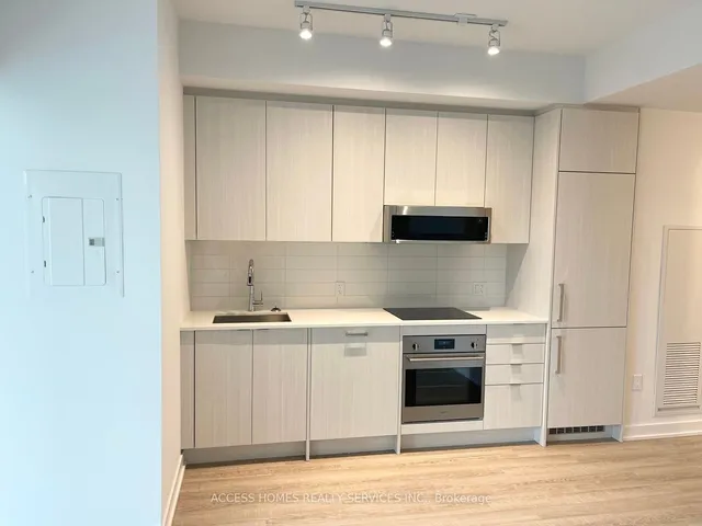 Additional image 4 of 250 Lawrence Ave Unit 414