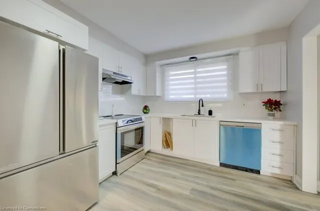 Additional image 13 of 582 Chamberlain Rd