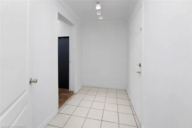 Additional image 23 of 642 West 5th St