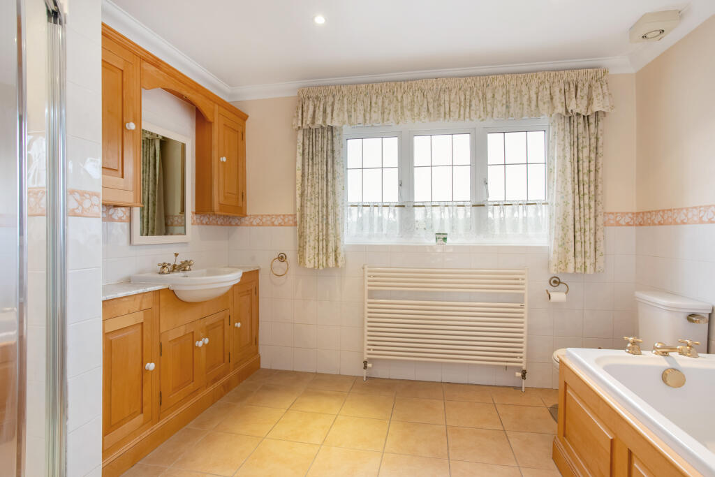 Additional image 14 of Redbourn Lane, Harpenden, AL5