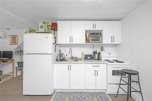 Additional image 28 of 117 Fairleigh Ave