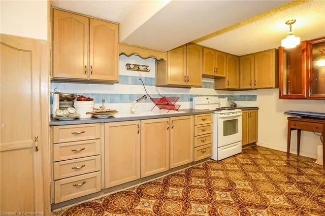 Additional image 17 of 171 Britannia Ave