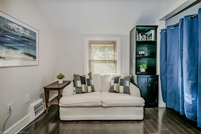 Additional image 30 of 2 Chedoke Ave