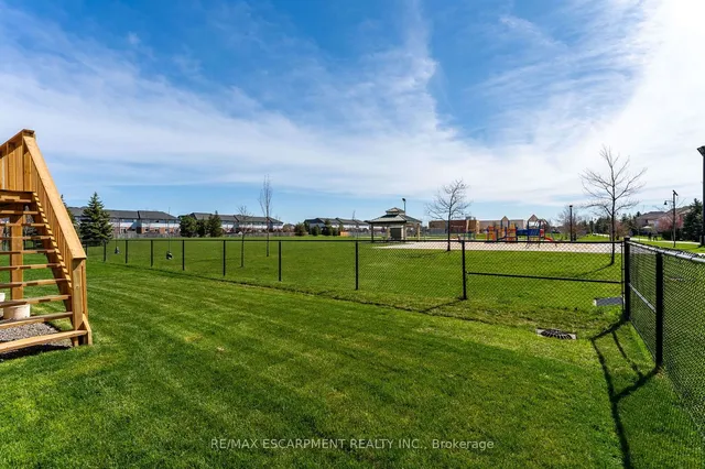 Additional image 29 of 34 Hampshire Pl