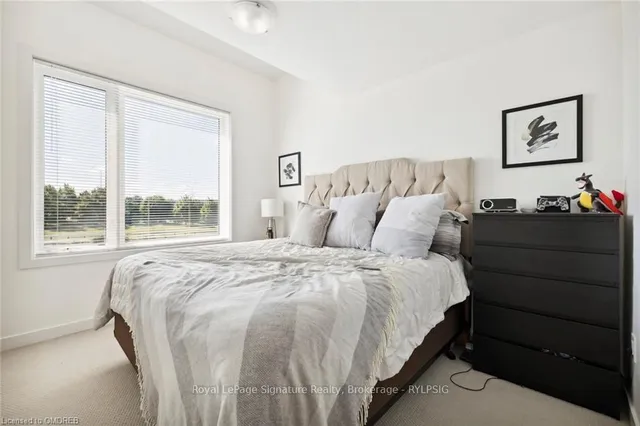 Additional image 13 of 590 NORTH SERVICE Rd Unit 61