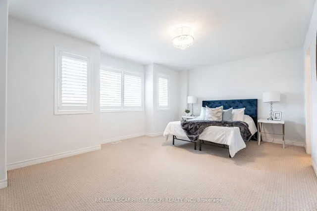 Additional image 17 of 71 Chamomile Dr