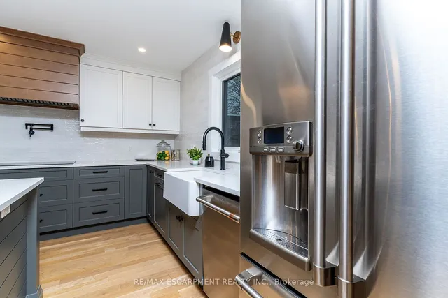 Additional image 6 of 379 Devonshire Terr