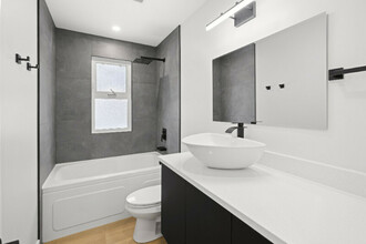 Primary image of 12244 135 St NW