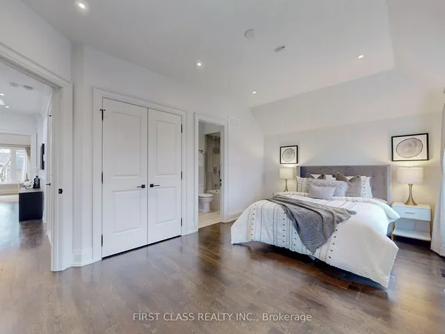 Additional image 33 of 504 Broadway Ave