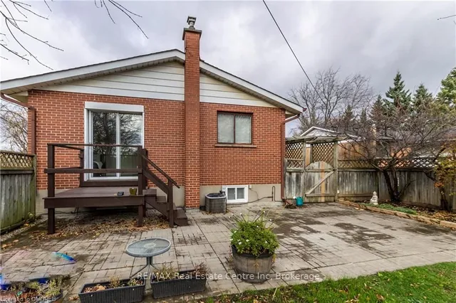 Additional image 23 of 34 MILTON HEIGHTS Cres