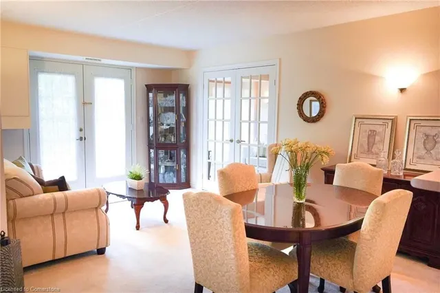 Additional image 9 of 1810 Walkers Line Unit 303