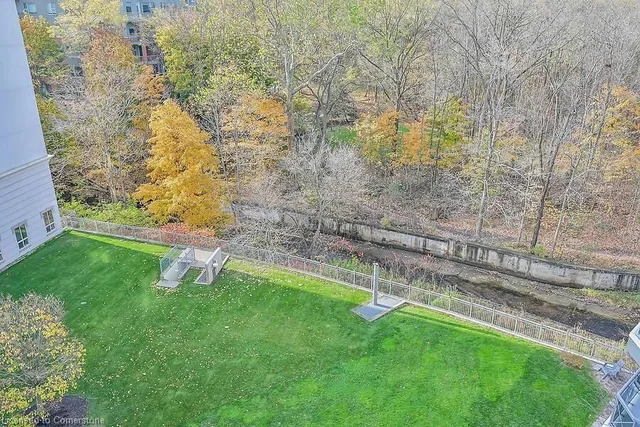 Additional image 31 of 3000 Creekside Dr Unit 601