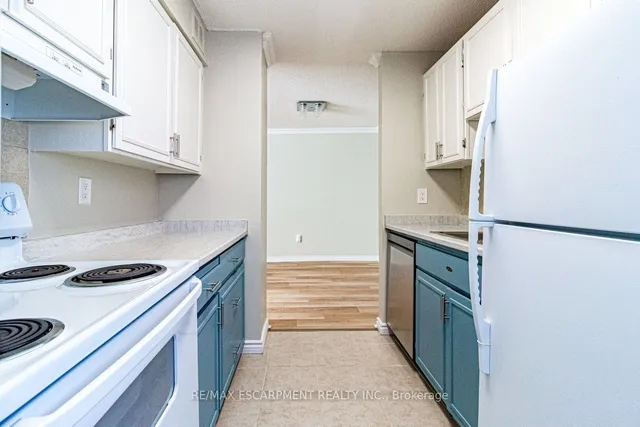 Additional image 12 of 222 Jackson St Unit 305