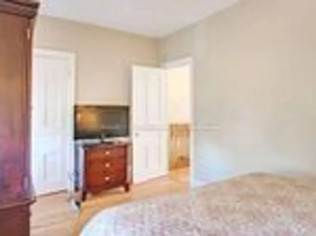 Additional image 7 of 41 Leland St