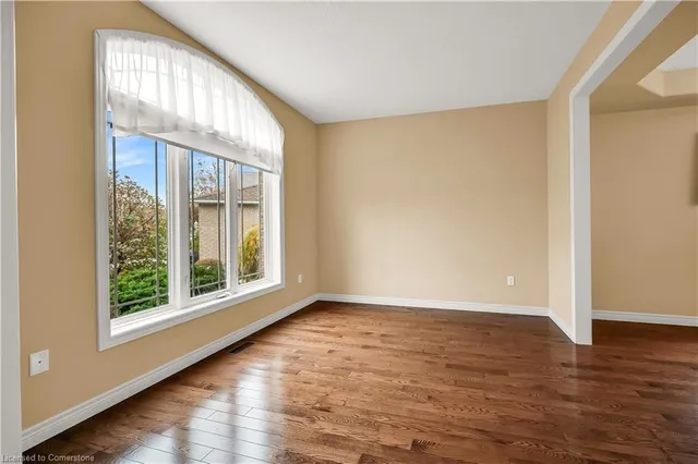 Additional image 6 of 61 Waterford Cres