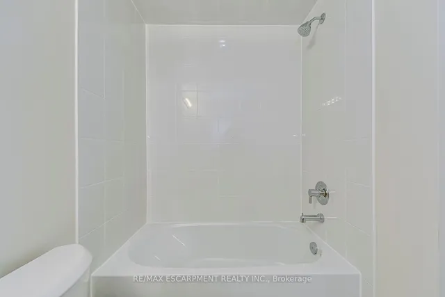 Additional image 29 of 1577 Rose Way Unit 105