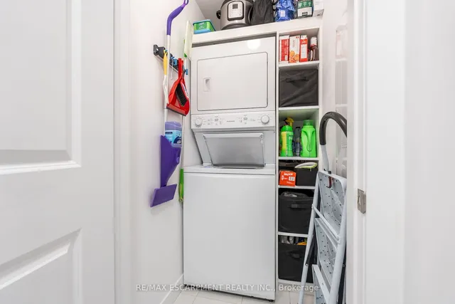 Additional image 9 of 125 SHOREVIEW Pl Unit 509