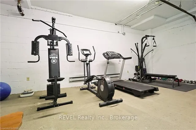 Additional image 20 of 21 EAST Ave Unit 302