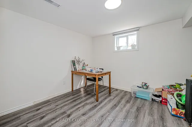 Additional image 27 of 115 Lynbrook Dr