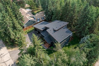 Additional image 3 of 425 Birchcliff Road