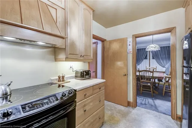 Additional image 17 of 8 Bromley Rd