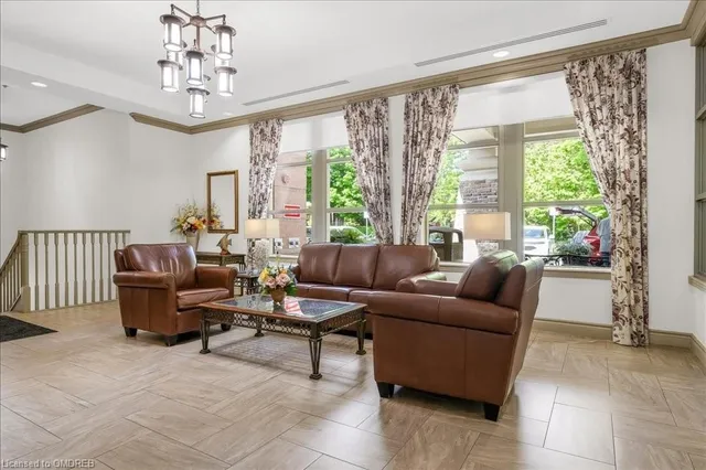 Additional image 10 of 100 Burloak Dr Unit 2510