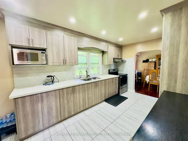 Additional image 13 of 9800 Britania Rd